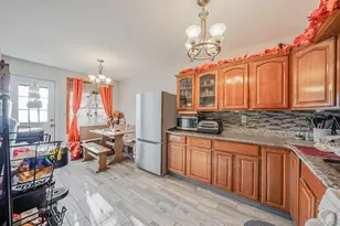 90-10 70th Dr, Forest Hills, NY 11375 - Photo 7