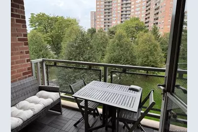 5700 Arlington Avenue #4V, Bronx, NY 10471 - Photo 5