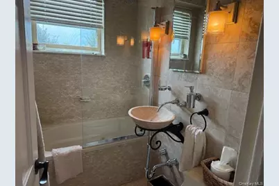 5700 Arlington Avenue #4V, Bronx, NY 10471 - Photo 3