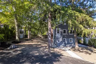 30 Long Beach Dr, Sound Beach, NY 11789 - Photo 17