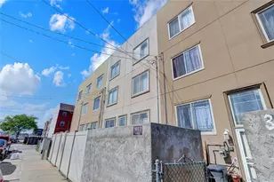 30-12 Seagirt Ave, Far Rockaway, NY 11691 - Photo 7