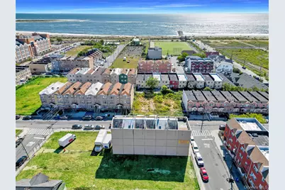 3012 Seagirt Avenue, Far Rockaway, NY 11691 - Photo 29
