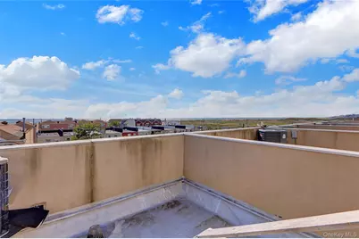 3012 Seagirt Avenue, Far Rockaway, NY 11691 - Photo 27