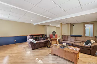 347 Wading River Road, Manorville, NY 11949 - Photo 17