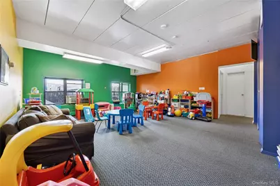 1085 Warburton Avenue #120, Yonkers, NY 10701 - Photo 17