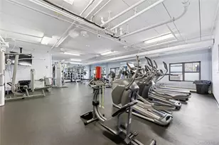 1085 Warburton Ave, Yonkers, NY 10701 - Photo 13