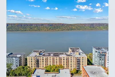 1085 Warburton Avenue #120, Yonkers, NY 10701 - Photo 9