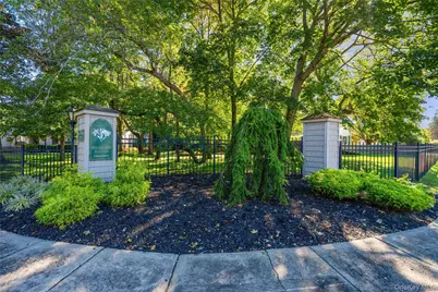 115 Beecher Avenue Extension, East Islip, NY 11730 - Photo 31