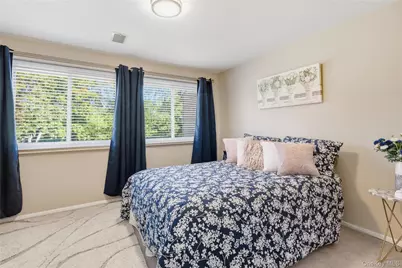 115 Beecher Avenue Extension, East Islip, NY 11730 - Photo 19