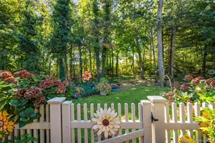 115 Beecher Ave Ext, East Islip, NY 11730 - Photo 27