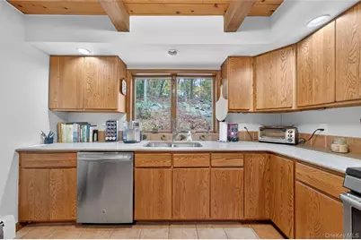 18 St Thomas Place, Highland Falls, NY 10928 - Photo 17