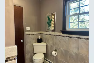 325 Young Street, West Babylon, NY 11704 - Photo 5