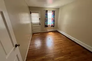 60-20 St Felix Ave, Glendale, NY 11385 - Photo 31