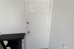 60-20 St Felix Ave, Glendale, NY 11385 - Photo 17