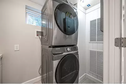 11 Lucille Lane, Commack, NY 11725 - Photo 37