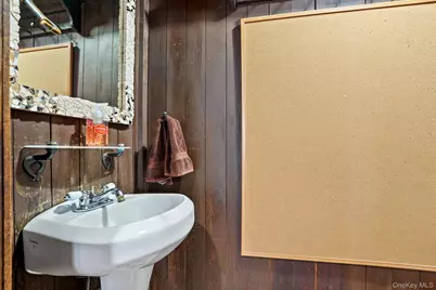 1780 Strawberry Road, Mohegan Lake, NY 10547 - Photo 13