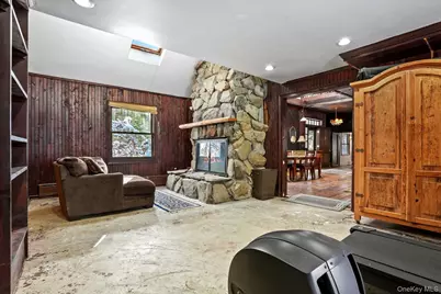 1780 Strawberry Road, Mohegan Lake, NY 10547 - Photo 15