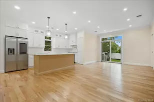 1420 Poulson St, Wantagh, NY 11793 - Photo 7