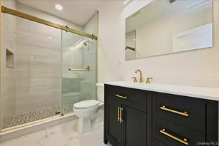 1420 Poulson St, Wantagh, NY 11793 - Photo 17