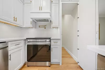 1420 Poulson Street, Wantagh, NY 11793 - Photo 15