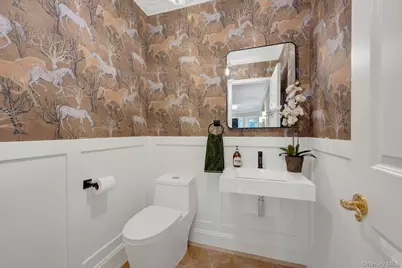 455 Rosedale Avenue, White Plains, NY 10605 - Photo 9