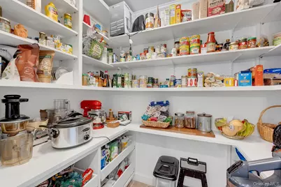 455 Rosedale Avenue, White Plains, NY 10605 - Photo 15