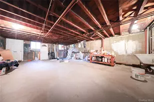 117-08 Curzon Rd, Richmond Hill, NY 11418 - Photo 23