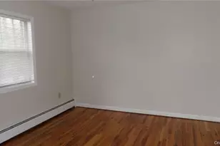 502 Barclay Manor, Newburgh, NY 12550 - Photo 5