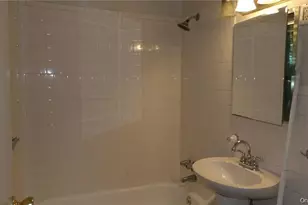 502 Barclay Manor, Newburgh, NY 12550 - Photo 9