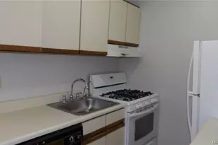 502 Barclay Manor, Newburgh, NY 12550 - Photo 17