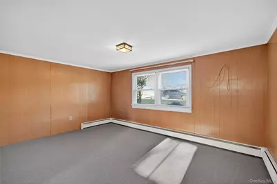 223 Margo Street, New Windsor, NY 12553 - Photo 23