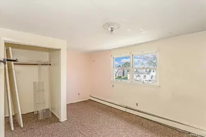 641 Lowell Road, Uniondale, NY 11553 - Photo 17