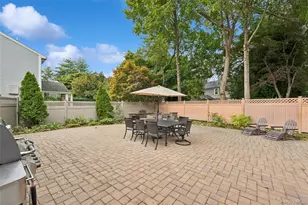 18 Knoll Ln, Glen Head, NY 11545 - Photo 29