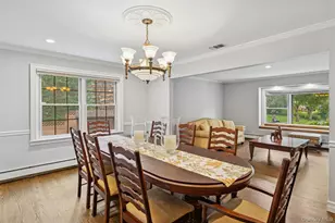 18 Knoll Ln, Glen Head, NY 11545 - Photo 7