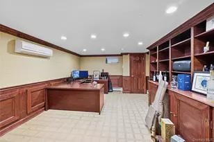 18 Knoll Ln, Glen Head, NY 11545 - Photo 37