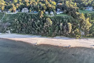 96 Herod Point Rd, Wading River, NY 11792 - Photo 9