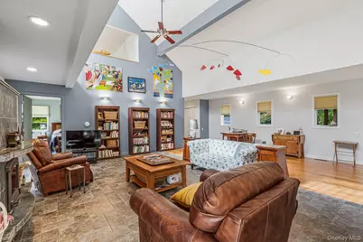 150 Montauk Highway, Westhampton, NY 11977 - Photo 5