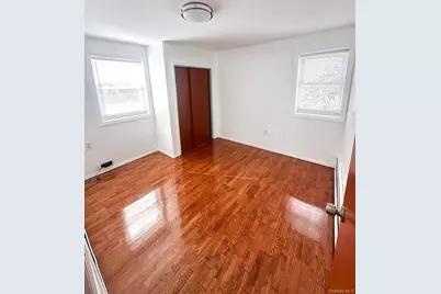 19703 120th Avenue, Saint Albans, NY 11412 - Photo 9