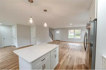 4 Forest Avenue, Port Jefferson Station, NY 11776 - Photo 9