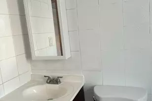 114-25 201st St, Saint Albans, NY 11412 - Photo 9