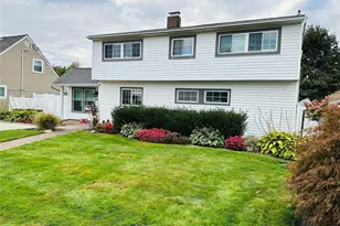 86 Shepherd Ln, Levittown, NY 11756 - Photo 3