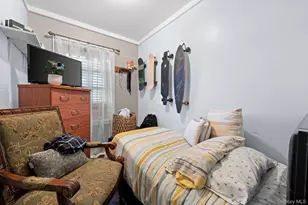 104-39 90th Ave, Richmond Hill, NY 11418 - Photo 17