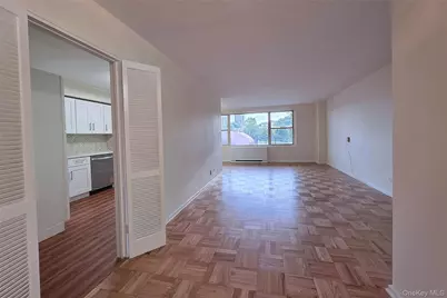 212-30 23rd Ave #1H, Bayside, NY 11360 - Photo 3