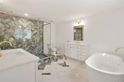 6 Clara Drive, East Quogue, NY 11942 - Photo 25