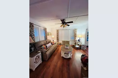 512 Logan Avenue, Bronx, NY 10465 - Photo 13