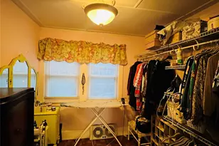 512 Logan Ave, Bronx, NY 10465 - Photo 17