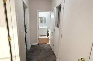 28 Morningstar Rd, New York, NY 10303 - Photo 21