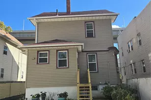 28 Morningstar Rd, New York, NY 10303 - Photo 5