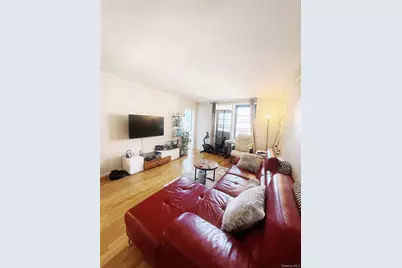 13950 35 Avenue #4, Flushing, NY 11354 - Photo 3