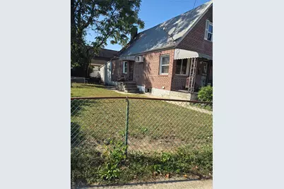 13404 Farmers Boulevard, Jamaica, NY 11434 - Photo 5